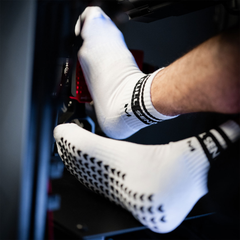Chaussettes Full Send Blanches par Moradness - The French Simracer