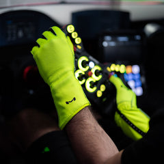 Aura Pro Volt Gloves by Moradness - The French Simracer, view 3