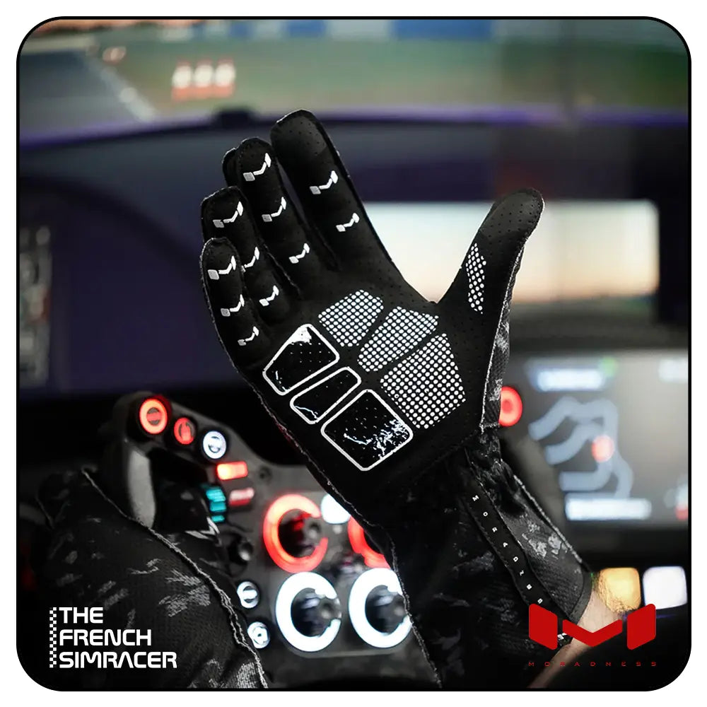 Aura Pro Forged Carbon Gloves by Moradness - The French Simracer