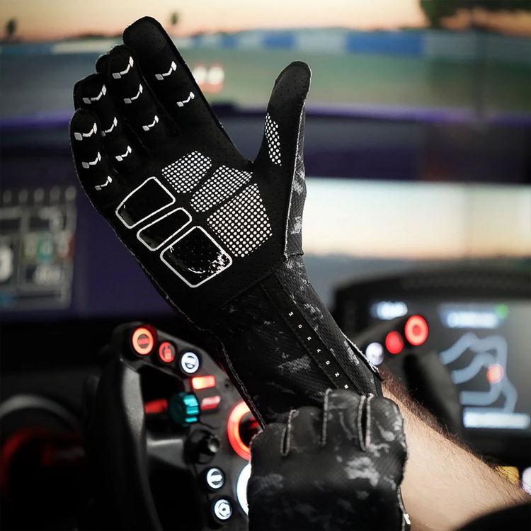 Aura Pro Forged Carbon Gloves by Moradness - The French Simracer