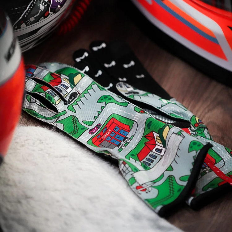 Aura Pro Future Racer Gloves by Moradness - The French Simracer