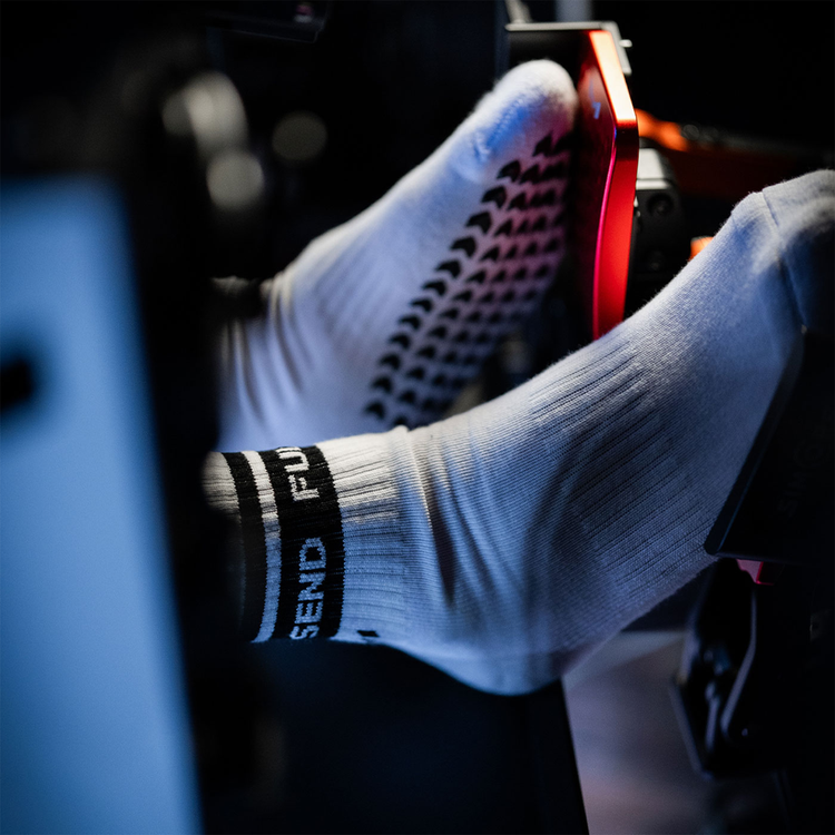 Chaussettes Full Send Blanches par Moradness - The French Simracer