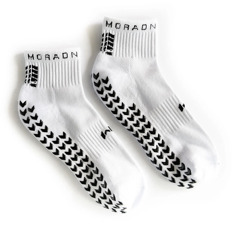 Chaussettes Simracing Blanches Basses par Moradness - The French Simracer