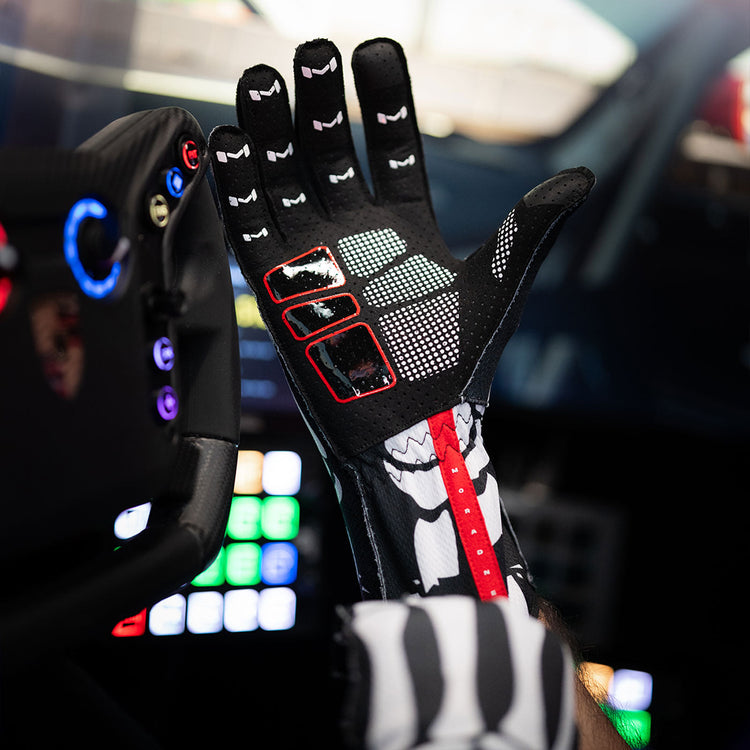 Aura Pro Bones Gloves by Moradness - The French Simracer, view 4
