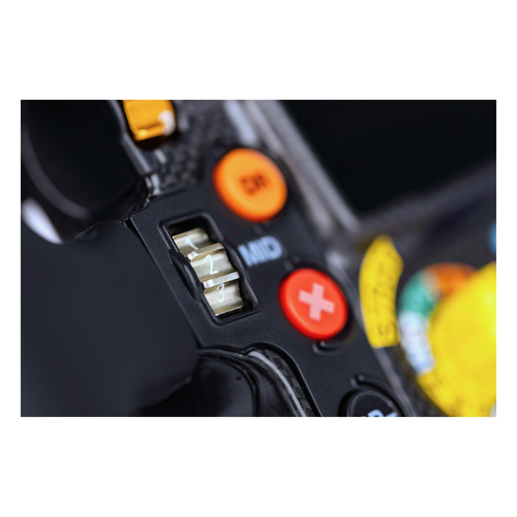 Volant simracing Sim-Lab Mercedes-AMG PETRONAS Formula One Team (2024) – gros plan sur le rotatif MID et les boutons