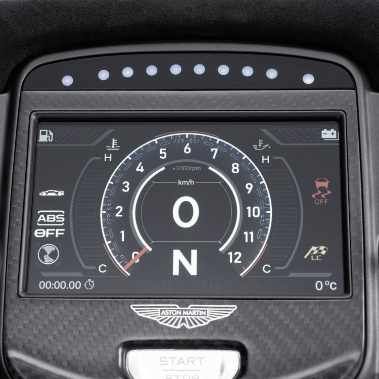 Volant SIMAGIC Aston Martin Valkyrie – écran affichant le rapport engagé